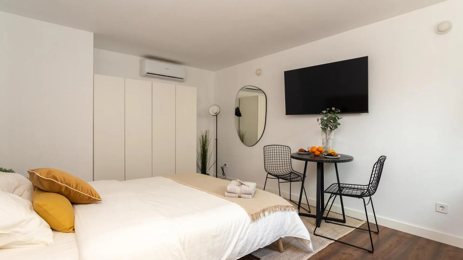 Fantastic Suites Gothic 00 Barcelona