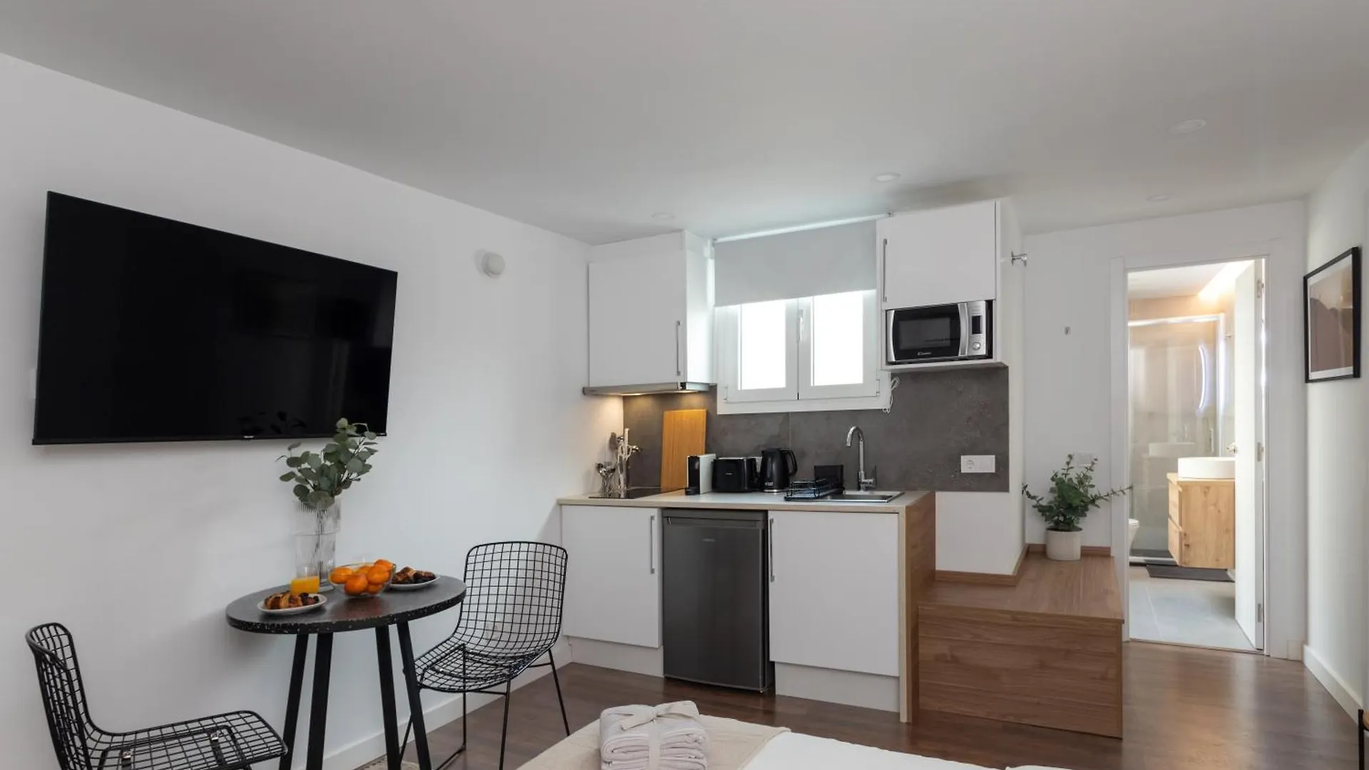 Apartment Fantastic Suites Gothic 00 Barcelona